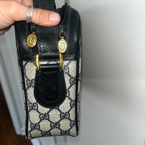 Gucci Blue and Cream Crossbody Bag - Picture 6 of 16